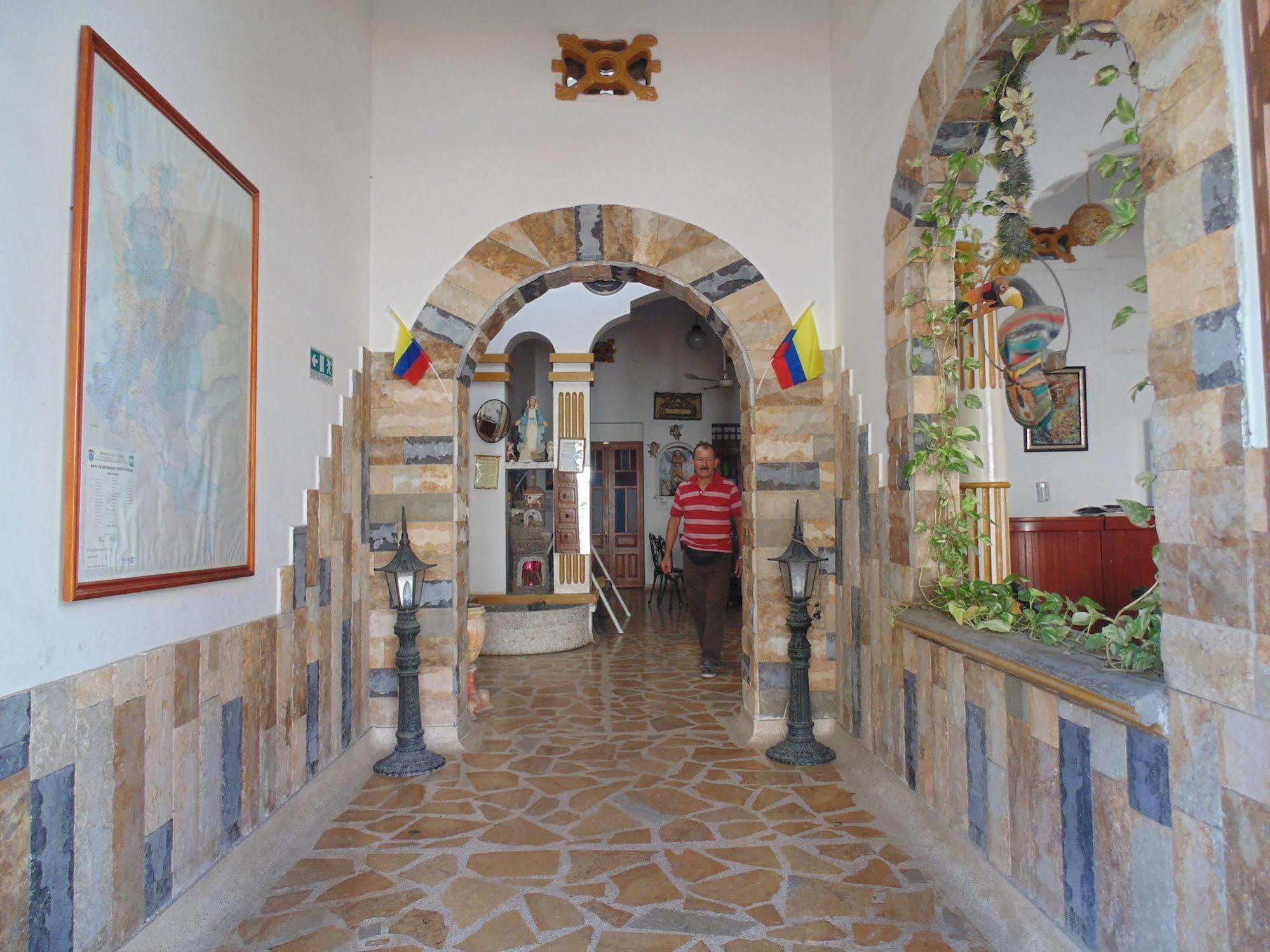 Hospederia Casa Familiar Hotel Santa Marta  Exterior photo